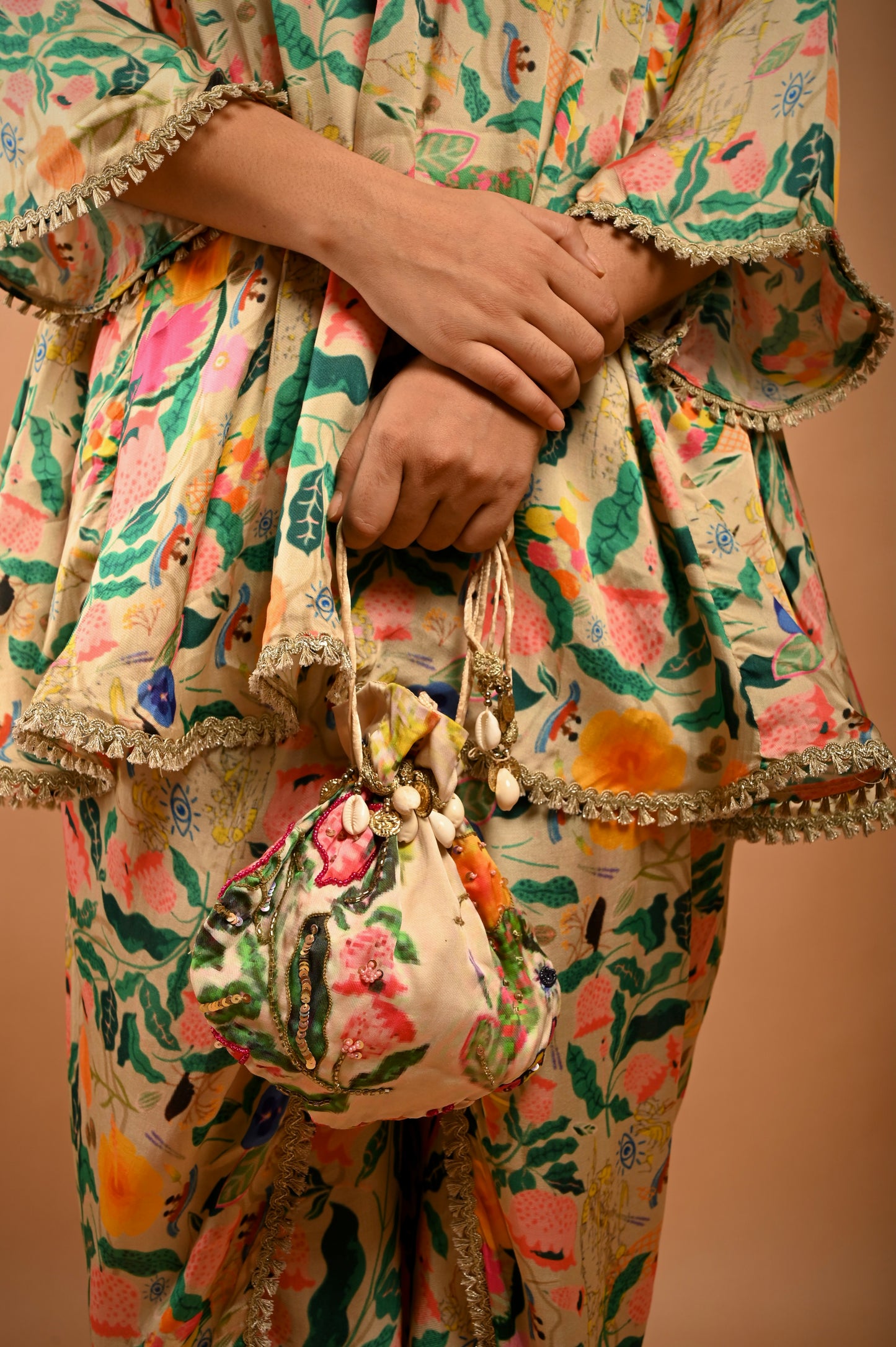 Guldasta Kurta Set